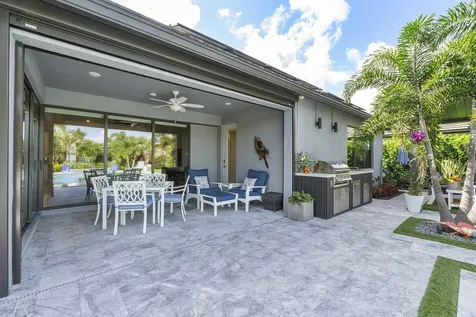 4506 Silverwood Lane N Fort Lauderdale FL 33309