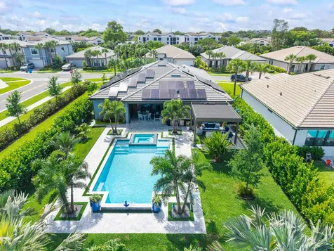 4506 Silverwood Lane N Fort Lauderdale FL 33309