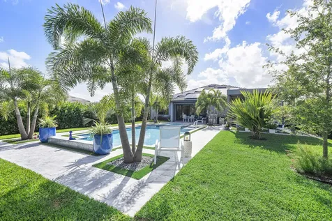 4506 Silverwood Lane N Fort Lauderdale FL 33309