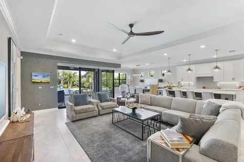 4506 Silverwood Lane N Fort Lauderdale FL 33309