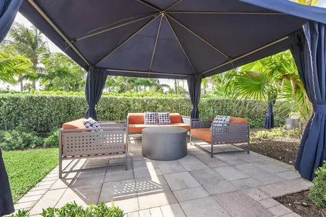 4506 Silverwood Lane N Fort Lauderdale FL 33309