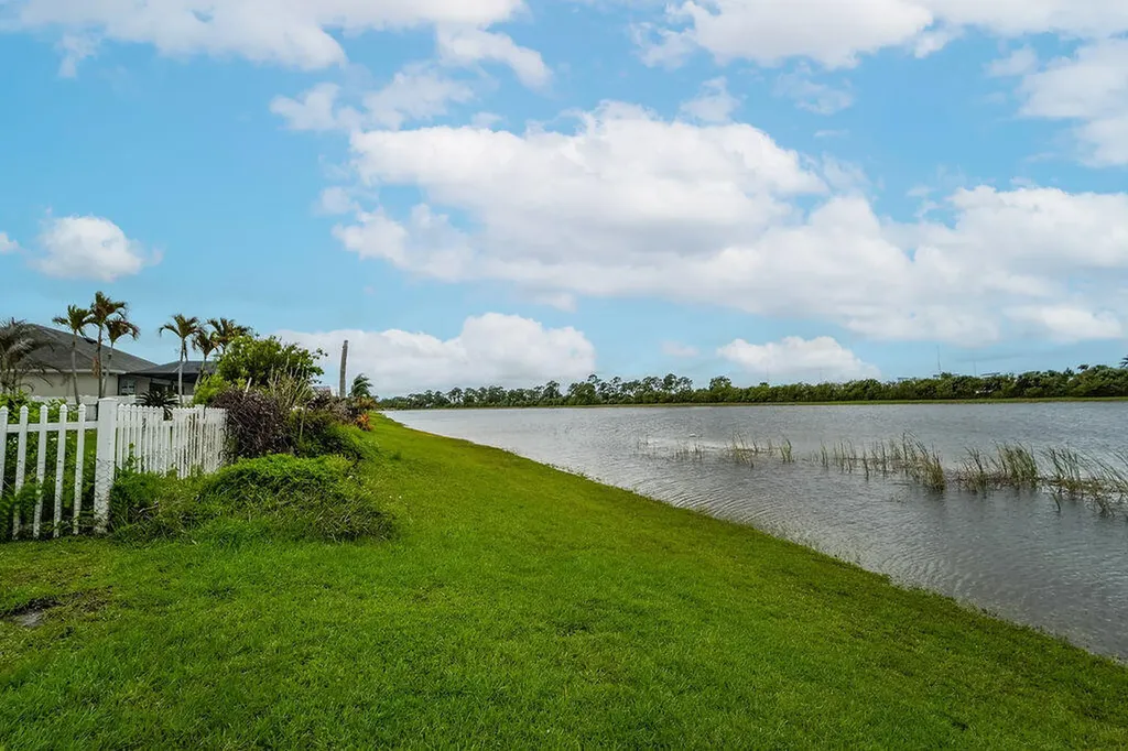 2198 SW Alminar Street Port St Lucie FL 34953