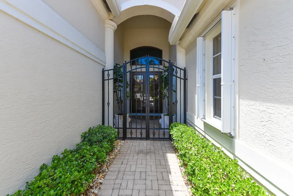 14284 Stroller Way Wellington FL 33414