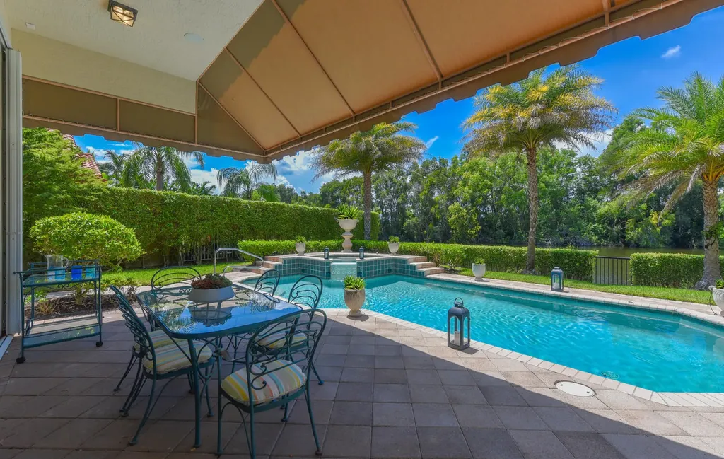 14284 Stroller Way Wellington FL 33414