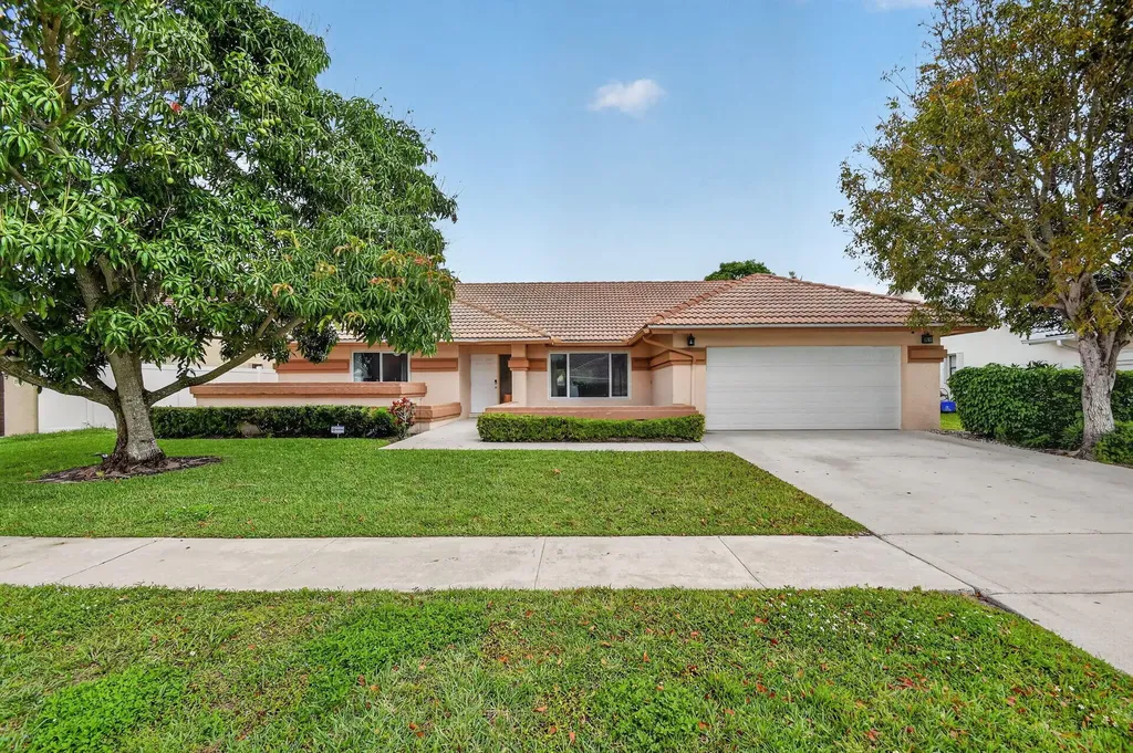 9501 Majestic Way Boynton Beach FL 33437