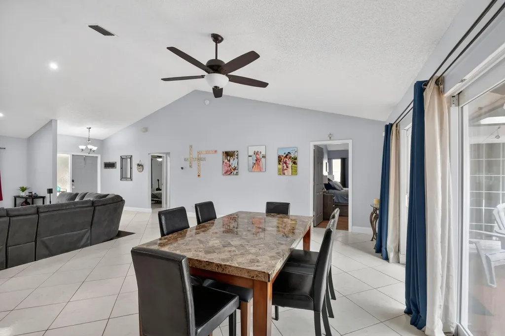 9501 Majestic Way Boynton Beach FL 33437