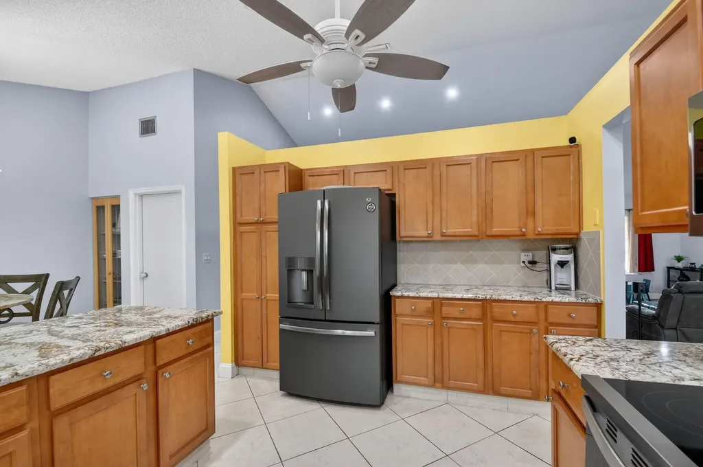 9501 Majestic Way Boynton Beach FL 33437