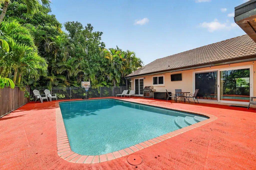 9501 Majestic Way Boynton Beach FL 33437