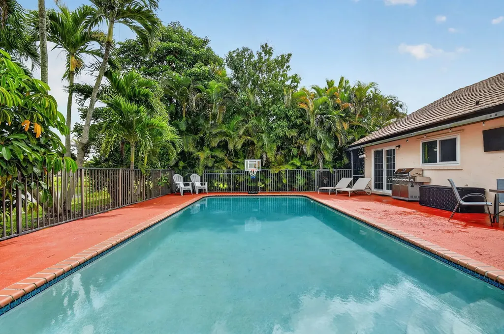 9501 Majestic Way Boynton Beach FL 33437