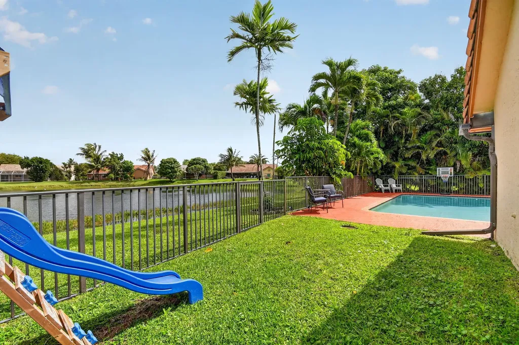 9501 Majestic Way Boynton Beach FL 33437