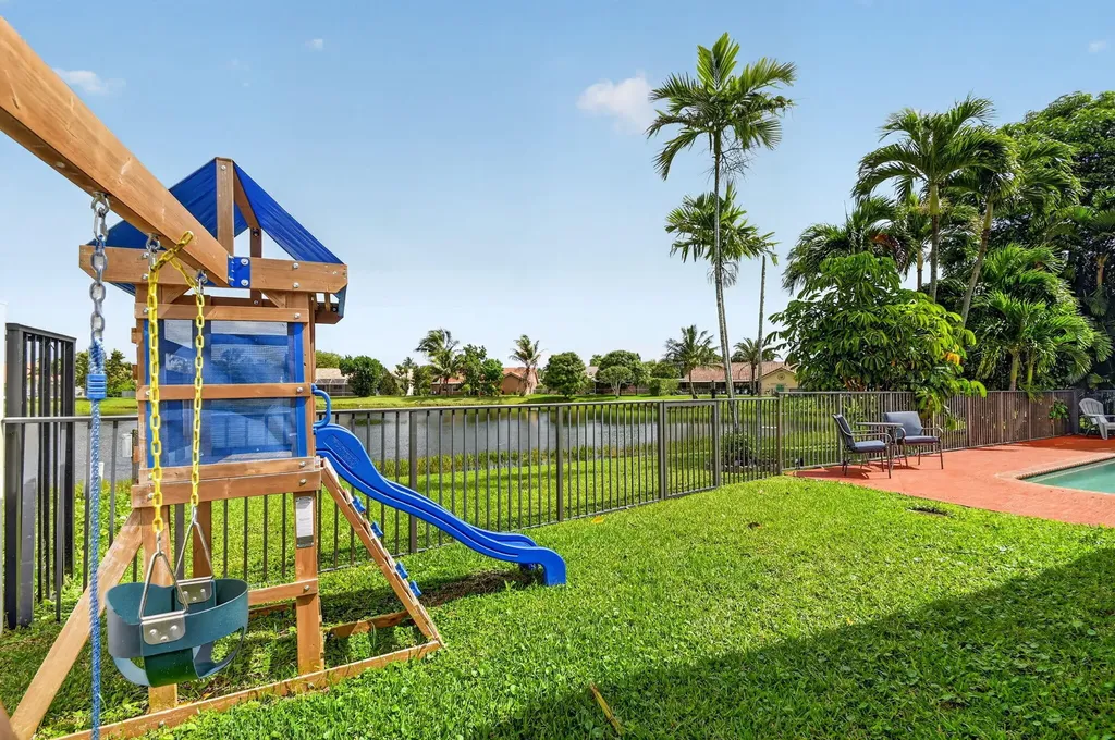 9501 Majestic Way Boynton Beach FL 33437