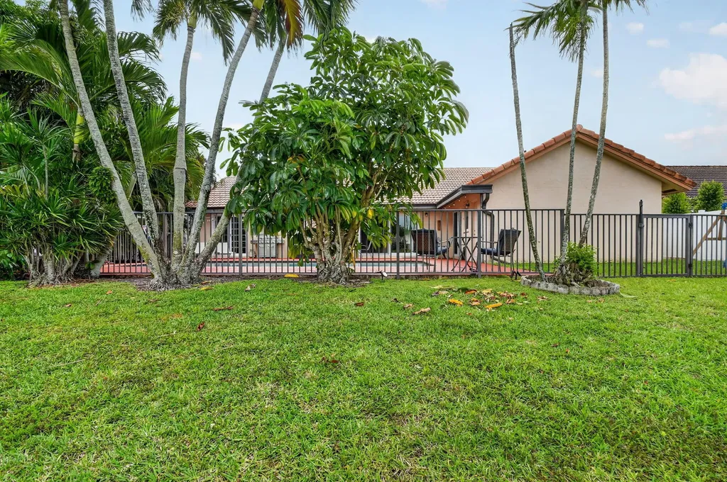 9501 Majestic Way Boynton Beach FL 33437