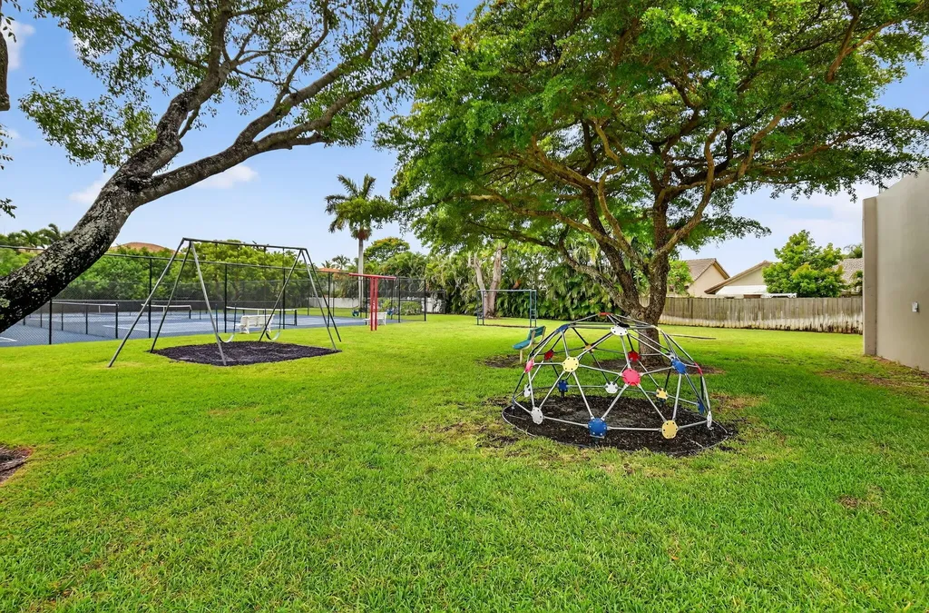 9501 Majestic Way Boynton Beach FL 33437
