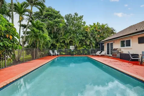 9501 Majestic Way Boynton Beach FL 33437