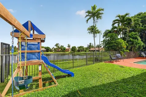 9501 Majestic Way Boynton Beach FL 33437