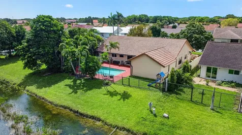9501 Majestic Way Boynton Beach FL 33437