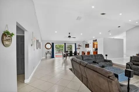 9501 Majestic Way Boynton Beach FL 33437