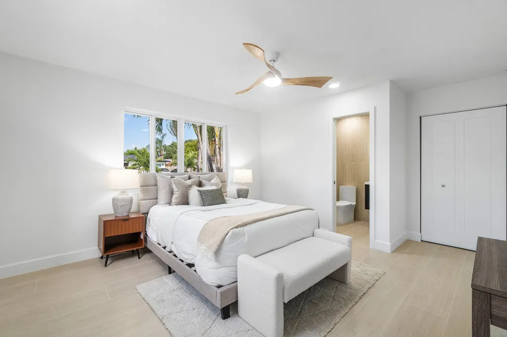2814 SW 5th Street Boynton Beach FL 33435