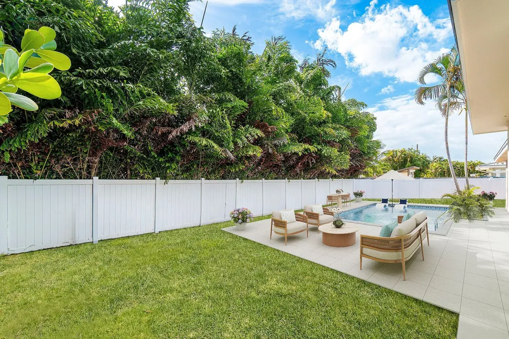 2814 SW 5th Street Boynton Beach FL 33435