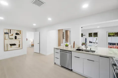 2814 SW 5th Street Boynton Beach FL 33435