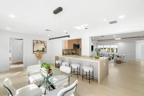 2814 SW 5th Street Boynton Beach FL 33435
