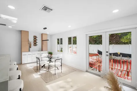 2814 SW 5th Street Boynton Beach FL 33435
