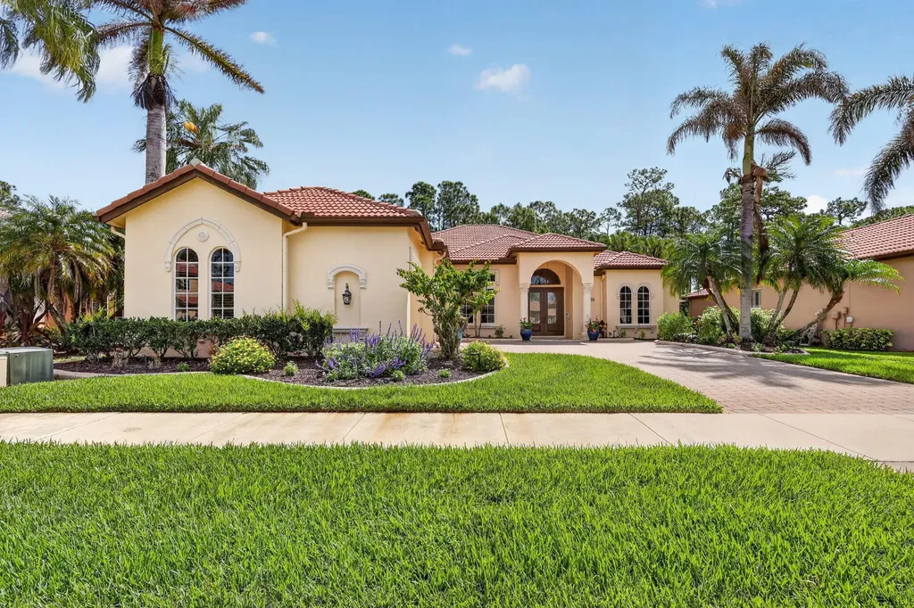 808 SW Classico Court Port St Lucie FL 34986