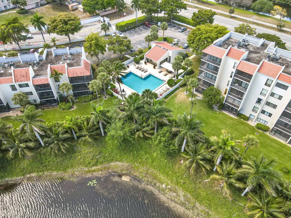 2500 Presidential Way West Palm Beach FL 33401