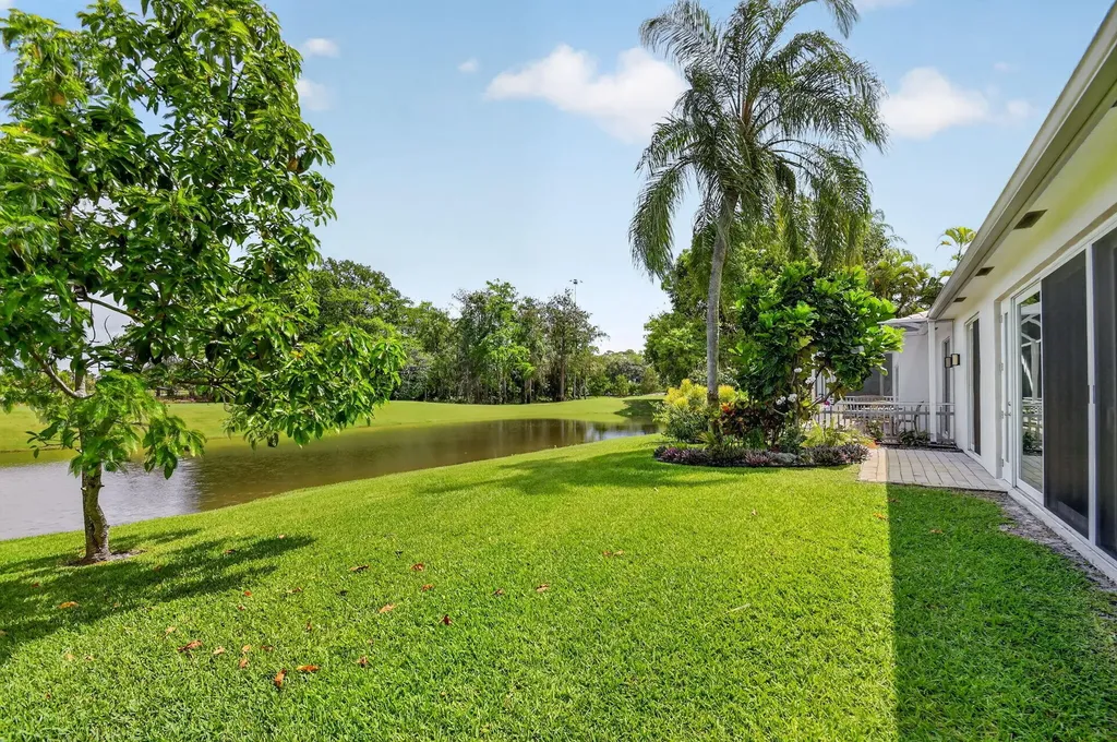 4634 Carlton Golf Drive Lake Worth FL 33449
