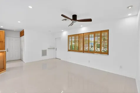 648 NW 30th Court Wilton Manors FL 33311
