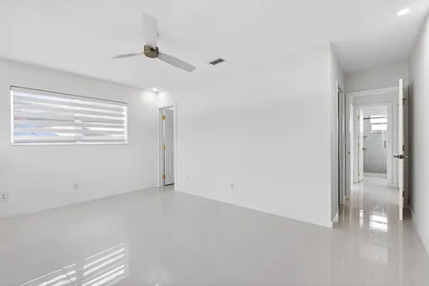 648 NW 30th Court Wilton Manors FL 33311