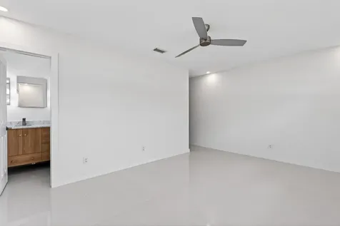 648 NW 30th Court Wilton Manors FL 33311