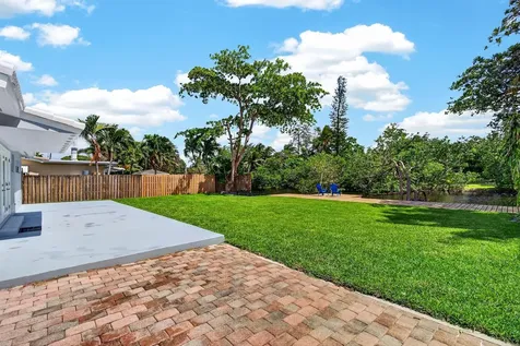 648 NW 30th Court Wilton Manors FL 33311
