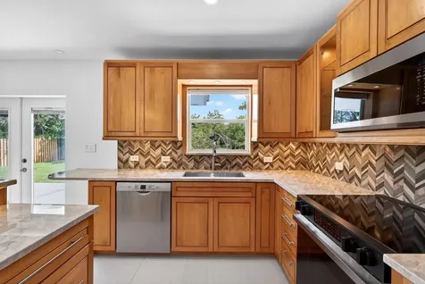 648 NW 30th Court Wilton Manors FL 33311