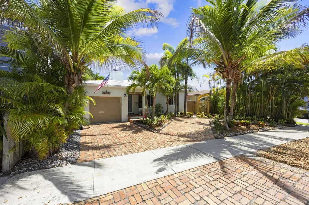 634 NE 17th Way Fort Lauderdale FL 33304