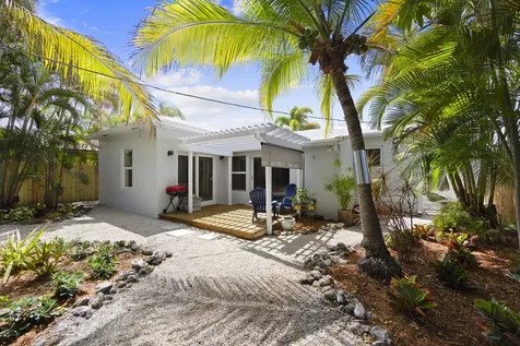 634 NE 17th Way Fort Lauderdale FL 33304