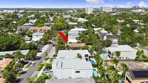 634 NE 17th Way Fort Lauderdale FL 33304
