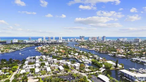 634 NE 17th Way Fort Lauderdale FL 33304