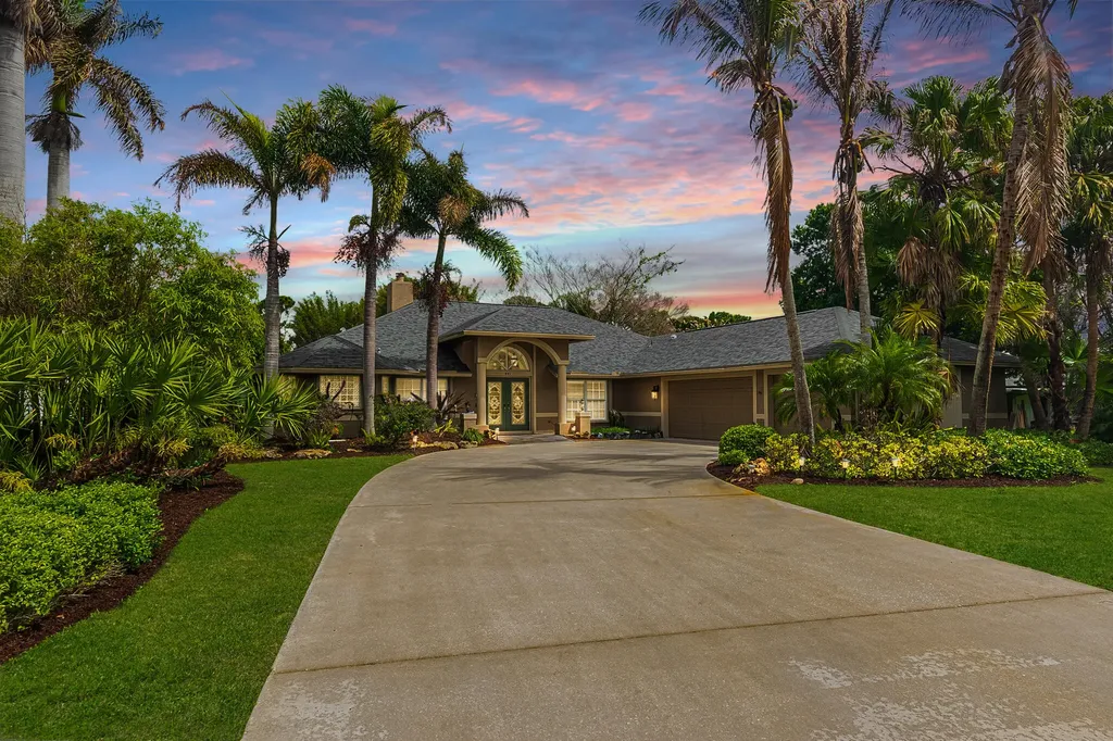 441 SE Pine Road Port St Lucie FL 34984