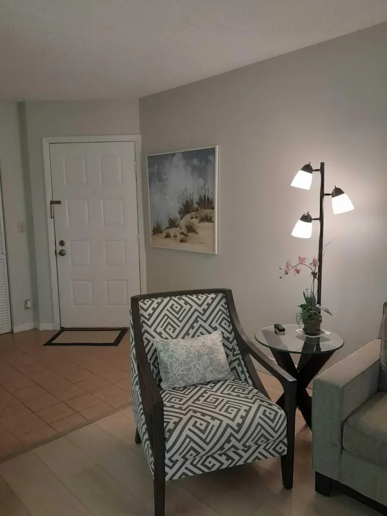 1605 S Us Highway 1 Jupiter FL 33477