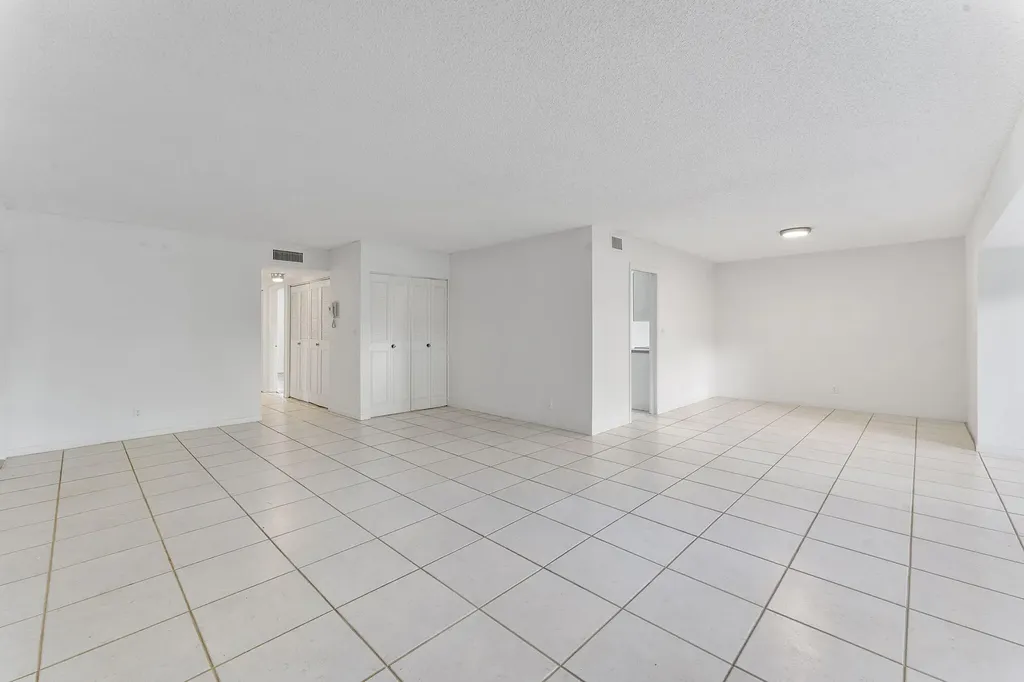 6612 Burning Wood Drive Boca Raton FL 33433