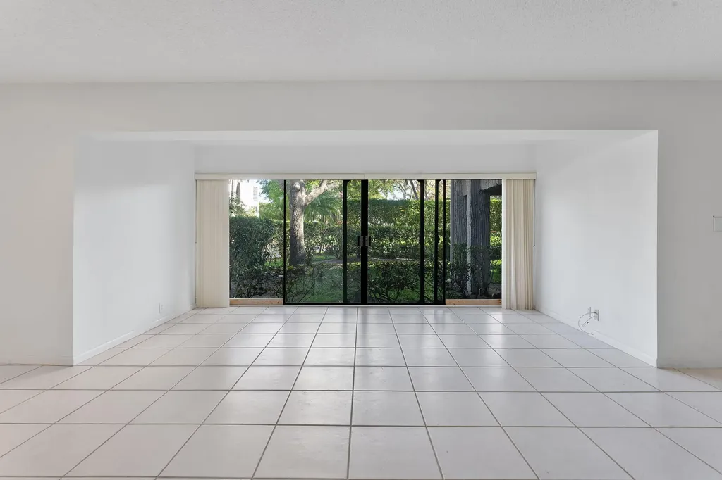6612 Burning Wood Drive Boca Raton FL 33433