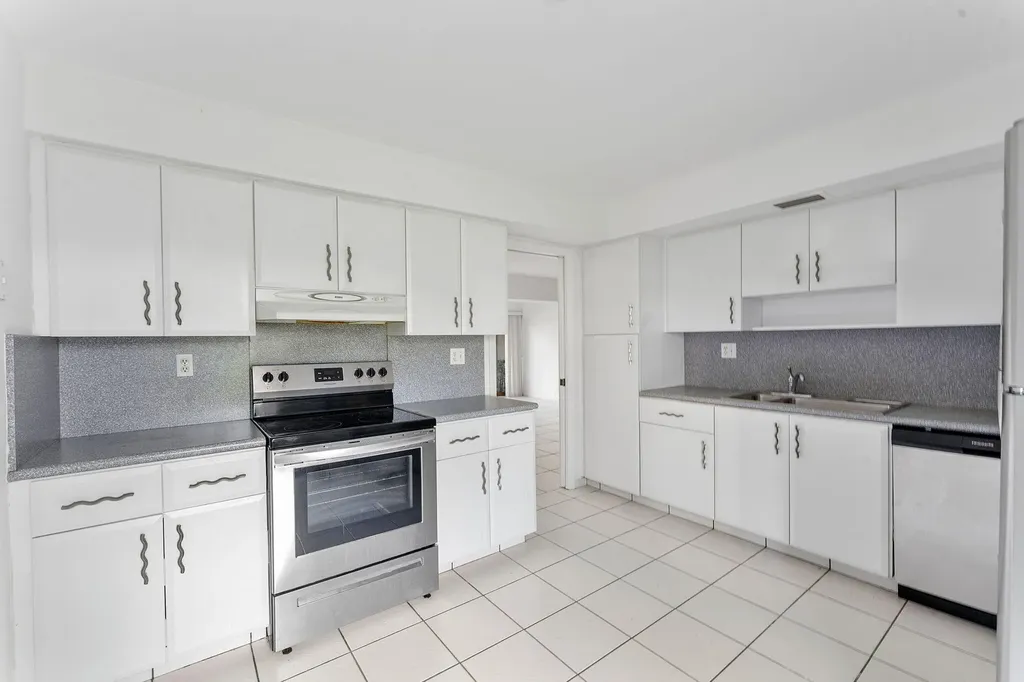 6612 Burning Wood Drive Boca Raton FL 33433