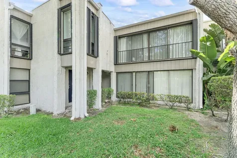 6612 Burning Wood Drive Boca Raton FL 33433