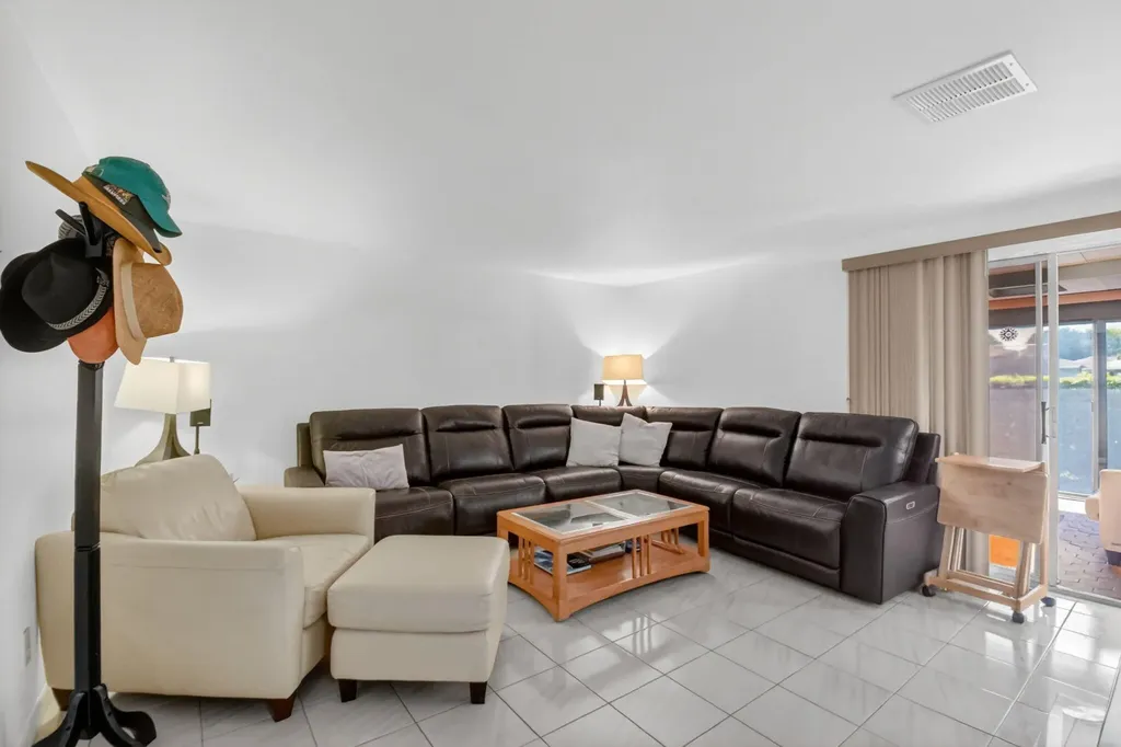 14723 Wildflower Lane Delray Beach FL 33446
