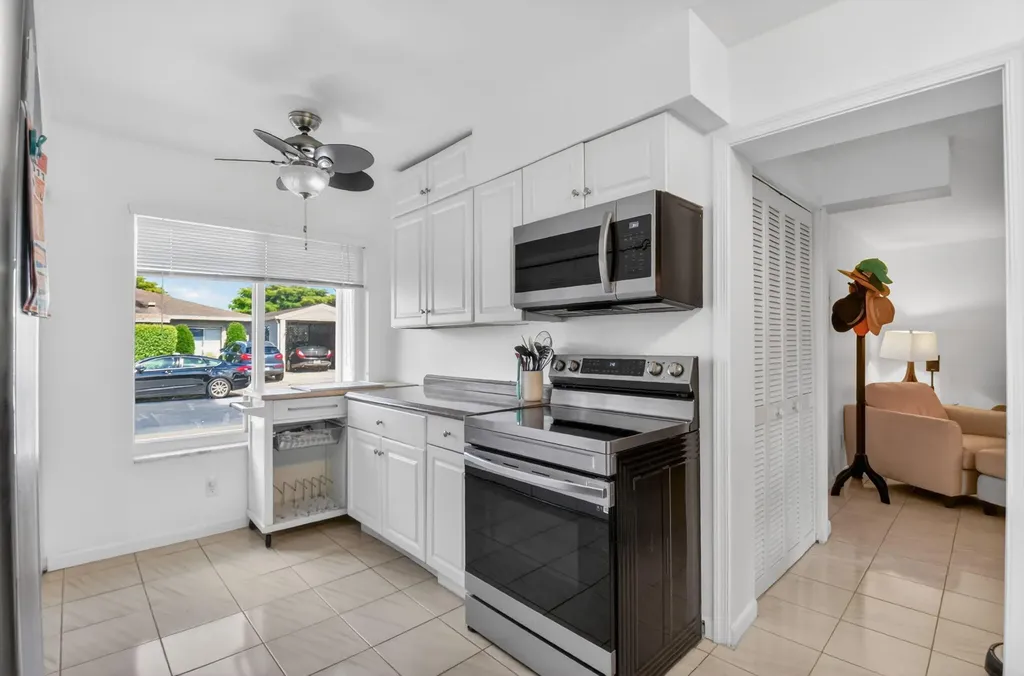 14723 Wildflower Lane Delray Beach FL 33446