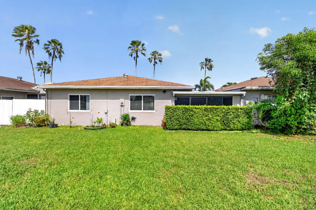 14723 Wildflower Lane Delray Beach FL 33446