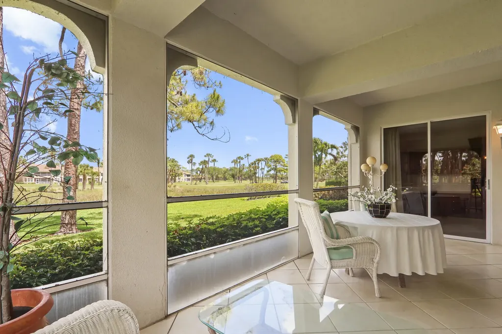 301 S Ryder Cup Circle Palm Beach Gardens FL 33418
