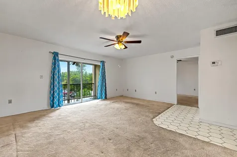 8260 SW 24th Street North Lauderdale FL 33068