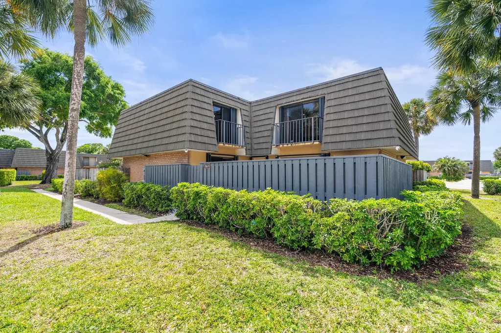 3611 36th Way West Palm Beach FL 33407